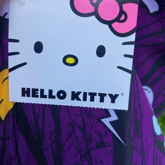 New Hello Kitty Scrub Top Halloween Sanrio 2XL - Picture 7 of 10
